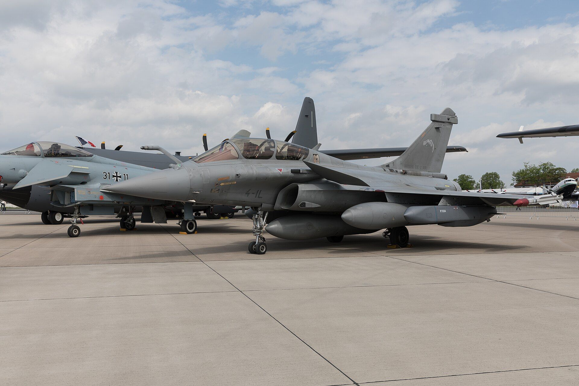 France to Build Next-Gen Combat Aircraft Alone After FCAS Collapse