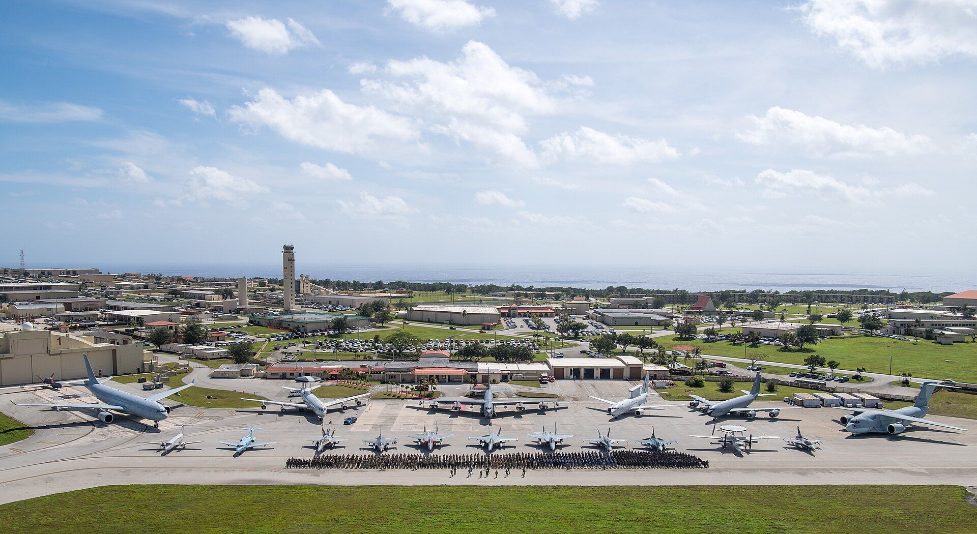 Chinese, Russian Aircraft Challenges to Japan's Airspace Hit Three-Year High