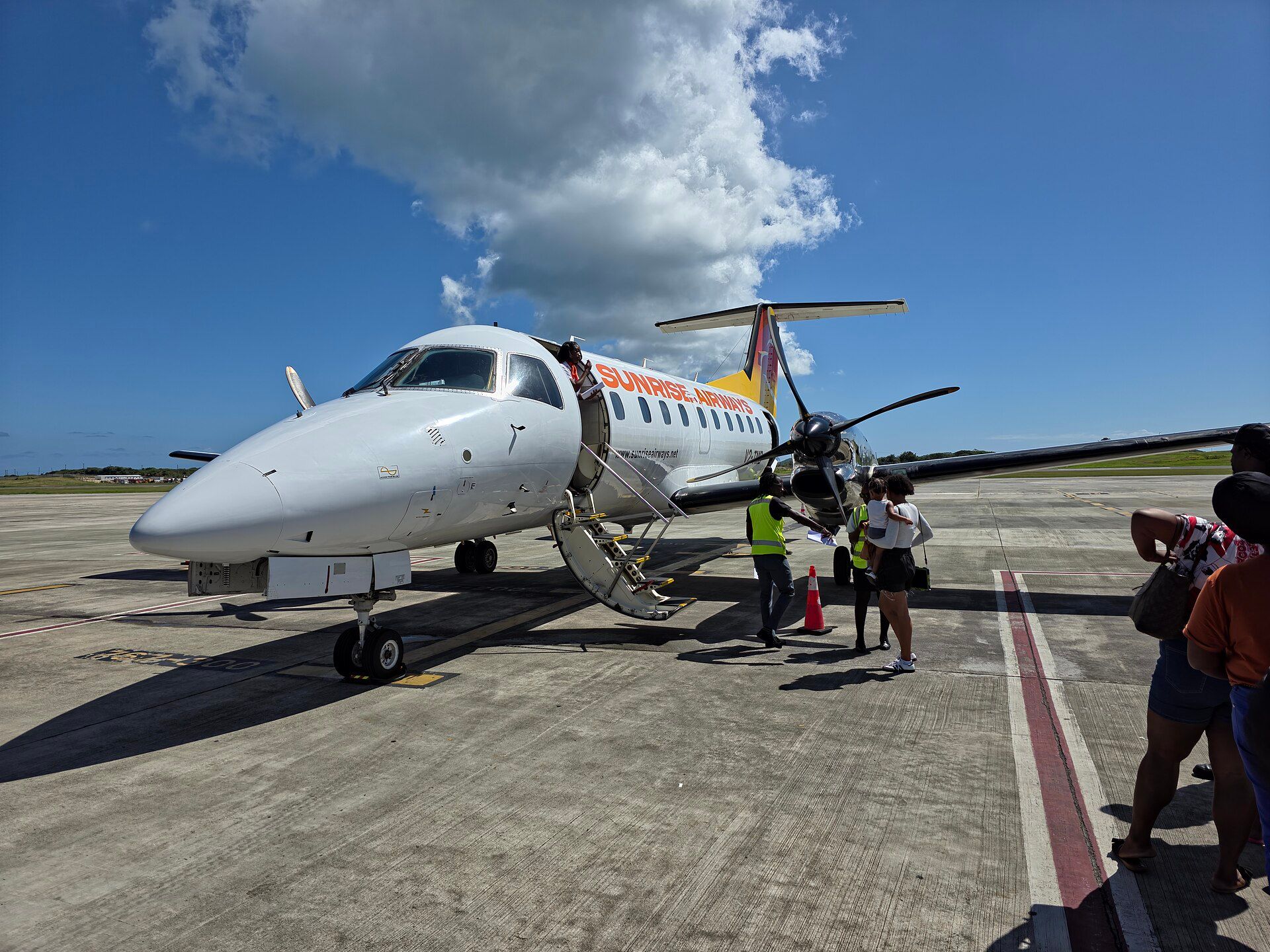 Embraer Unveils New Turboprop Design to Compete with ATR
