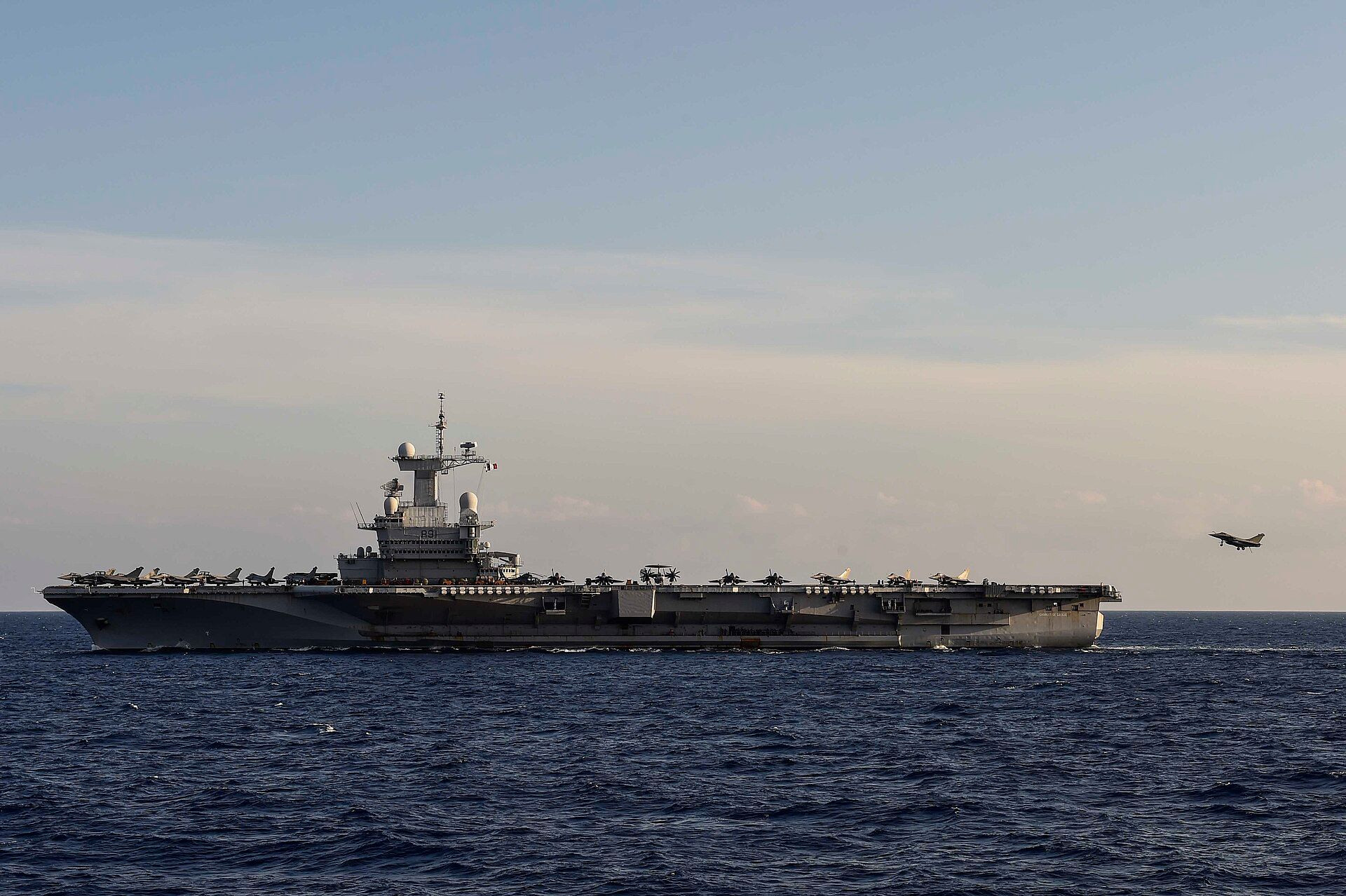 French Parliamentary Report Urges Second Aircraft Carrier Order by 2029
