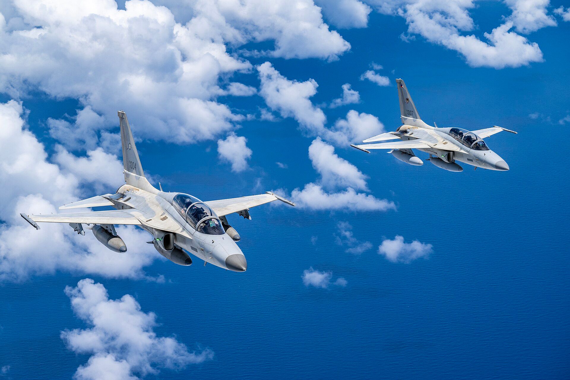 Four Philippine Air Force Pilots Killed in SF-260 Training Crash