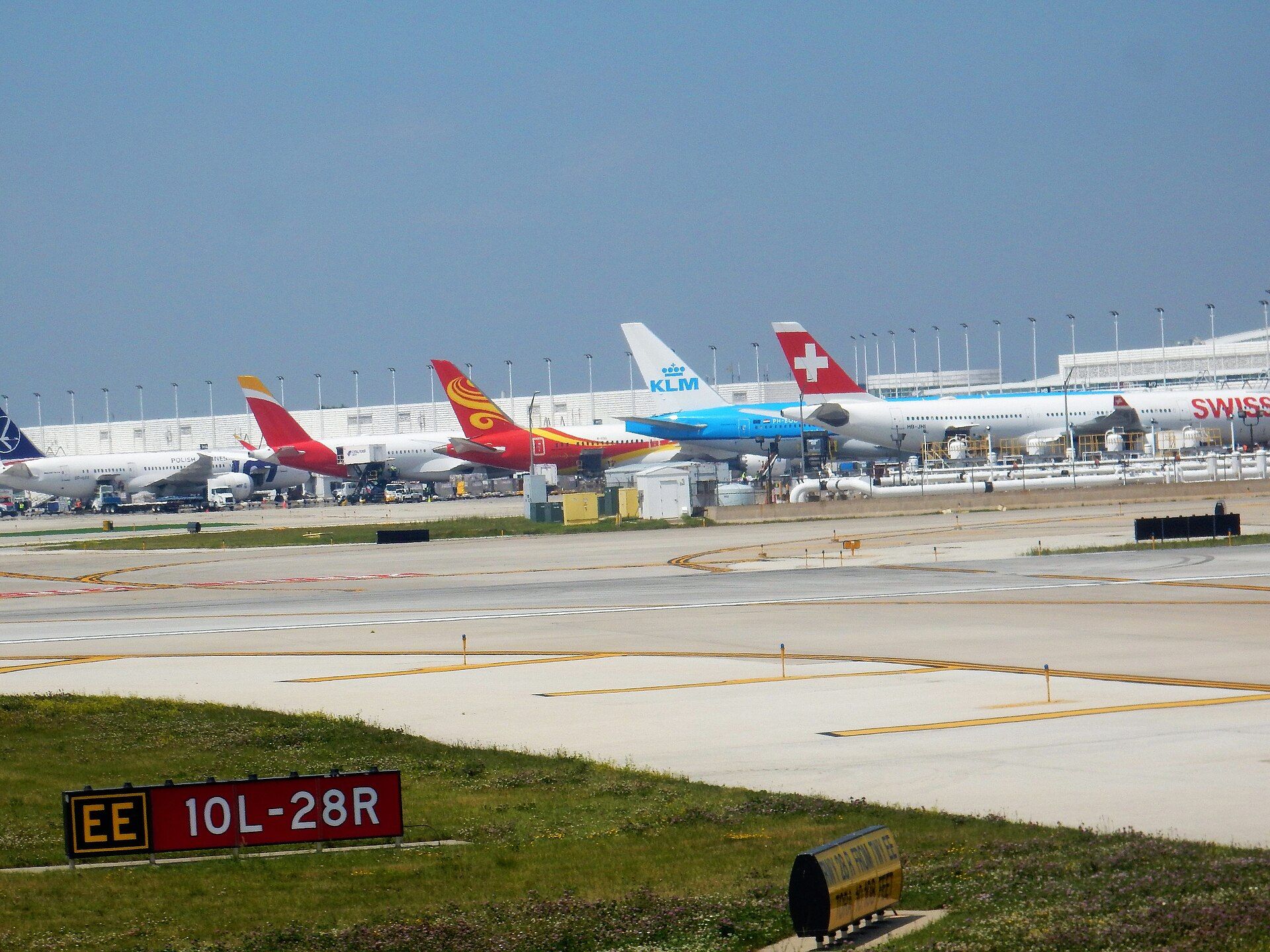 KLM's First Airbus A350 Enters Daily Transatlantic Service